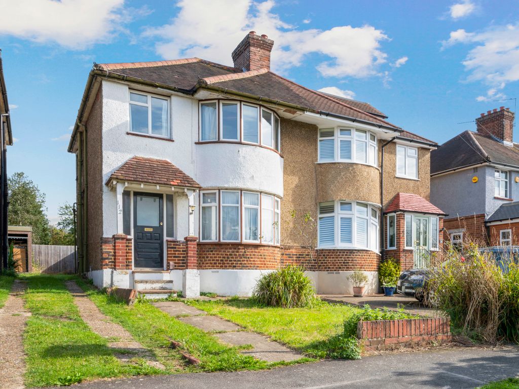 3 bed semidetached house to rent in Grand Avenue, Surbiton KT5, £2,495 pcm Zoopla