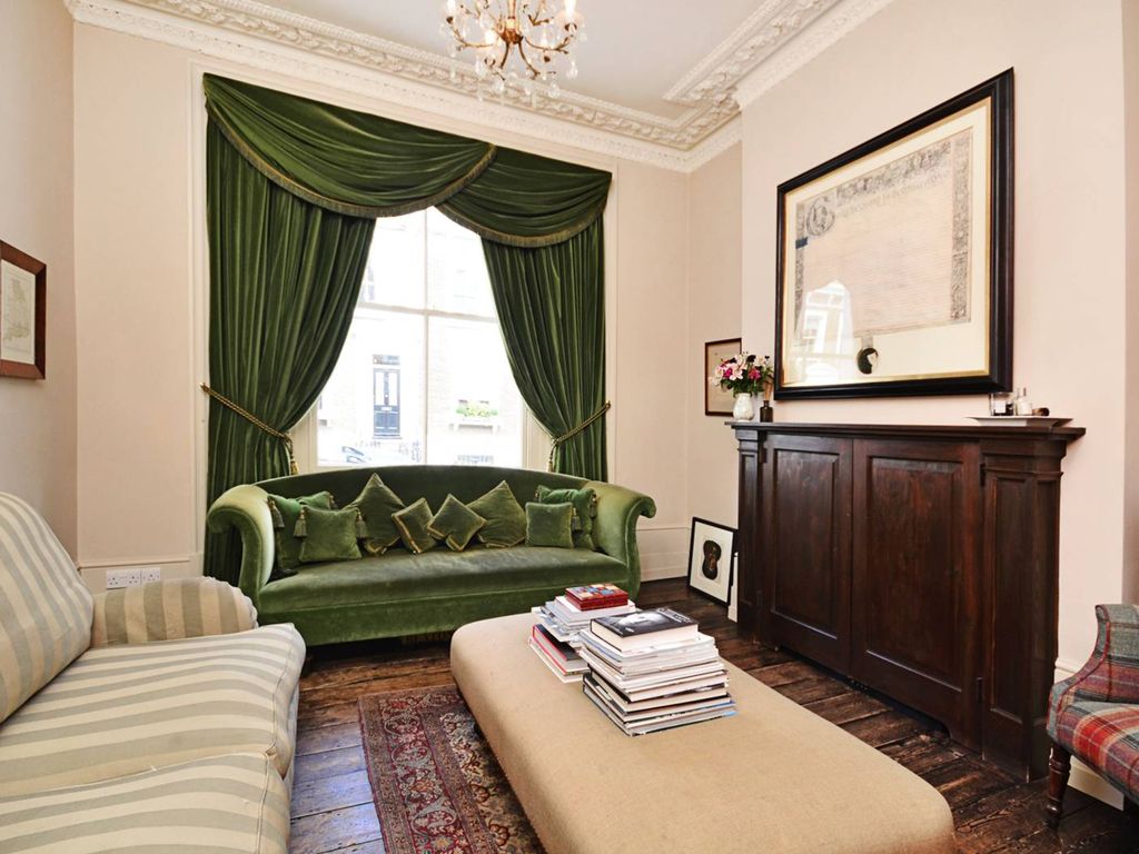 3 bed property for sale in Fremont Street, Victoria Park, London E9, £