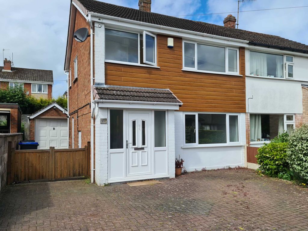 3 bed semidetached house to rent in Hillside Road, Cheddleton ST13