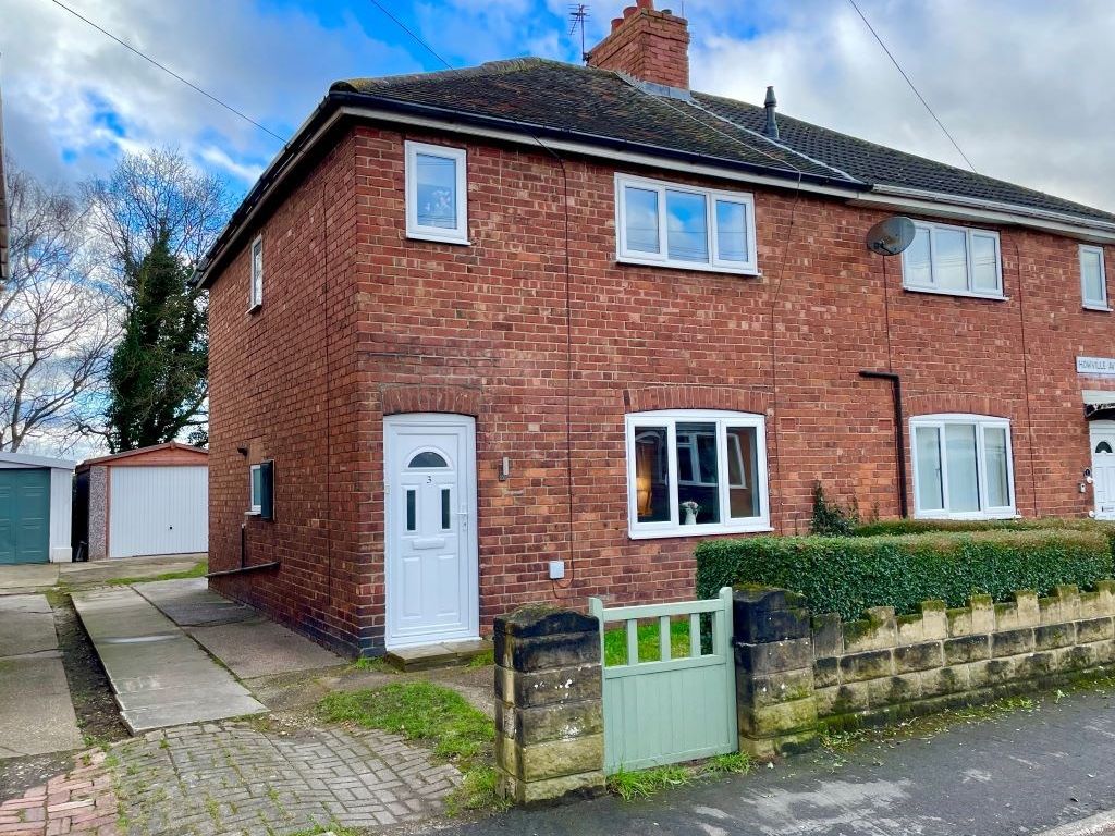 3 bed semidetached house for sale in Howville Avenue, Hatfield