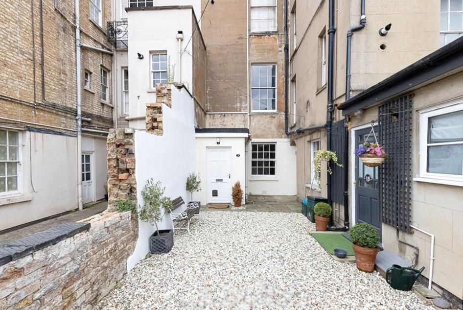 1 bed flat for sale in Lansdown Place, Cheltenham GL50 Zoopla