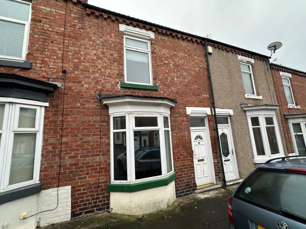 2 bed terraced house to rent in Cartmell Terrace, Darlington DL3, £600