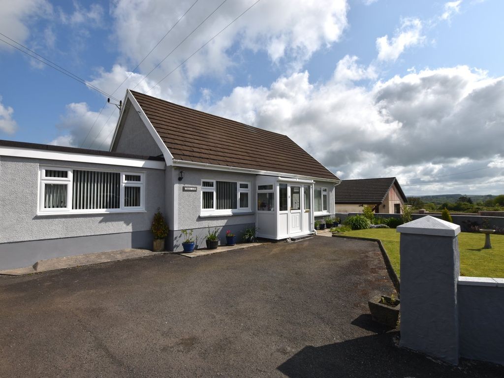 4 bed detached house for sale in Rhos, Llandysul SA44, £345,000 Zoopla