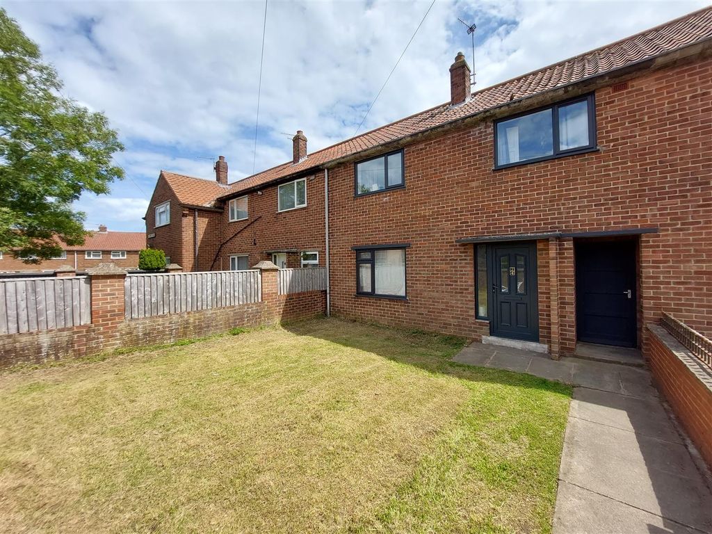 3 bed terraced house for sale in Caymer Road, Eastfield, Scarborough