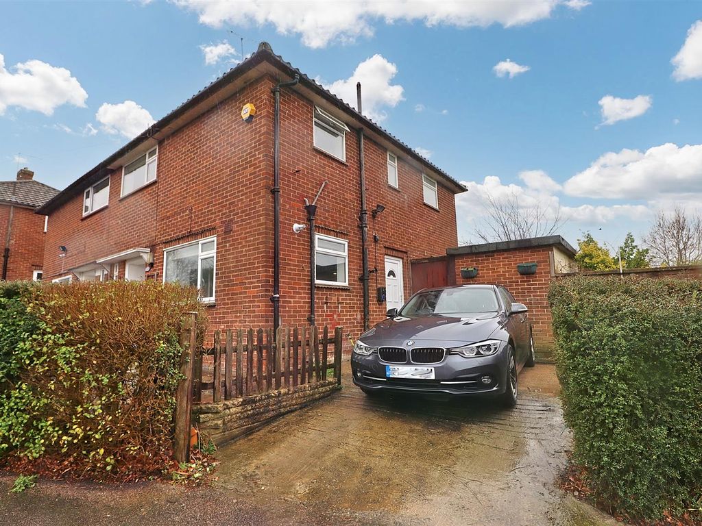 3 bed semidetached house for sale in Grove Road, Borehamwood WD6, £