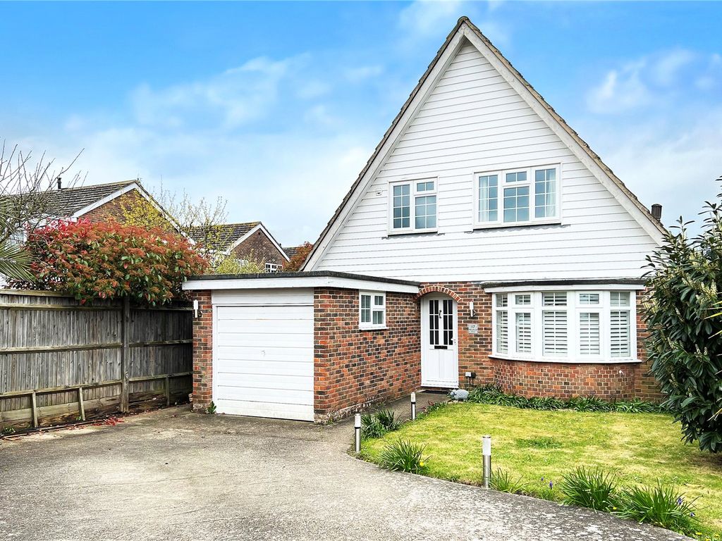 3 bed detached house for sale in Woodlands Close, Angmering, West
