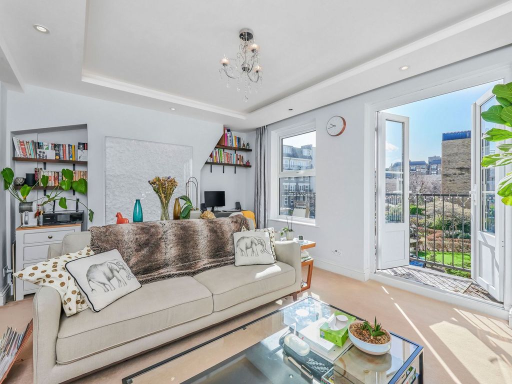 2 bed flat for sale in Riverside Mansions, Milk Yard, Wapping E1W Zoopla