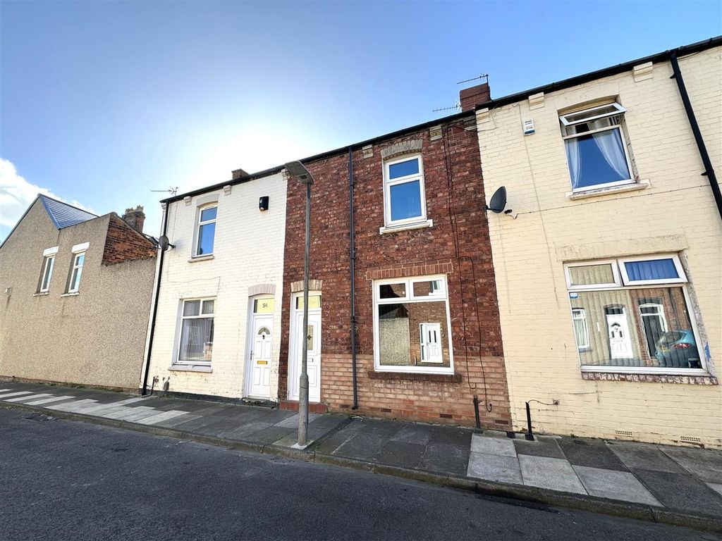 2 bed property to rent in Keswick Street, Hartlepool TS26, £500 pcm