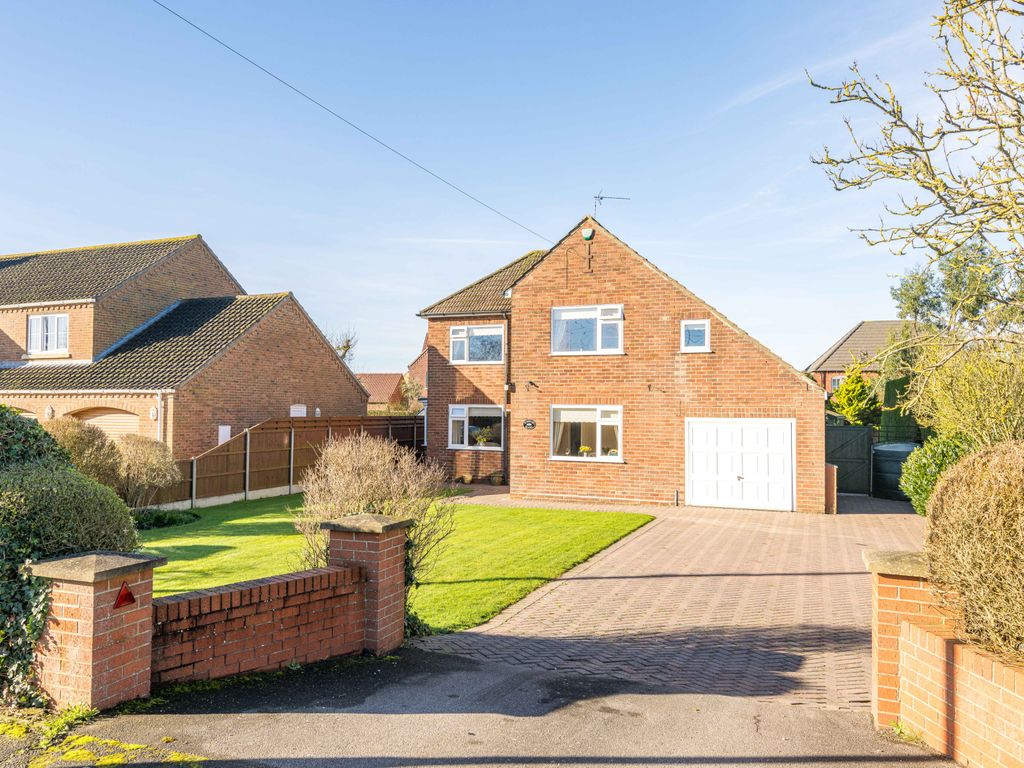 4 bed detached house for sale in Main Road, Stickney, Boston PE22, £ ...