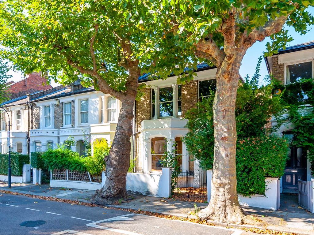 3 bed property for sale in Ellingham Road, London W12 Zoopla