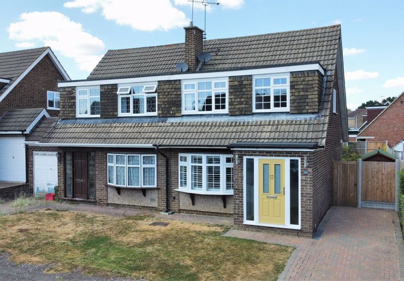 3 bed semidetached house for sale in Iris Close, Pilgrims Hatch, Brentwood CM15 Zoopla