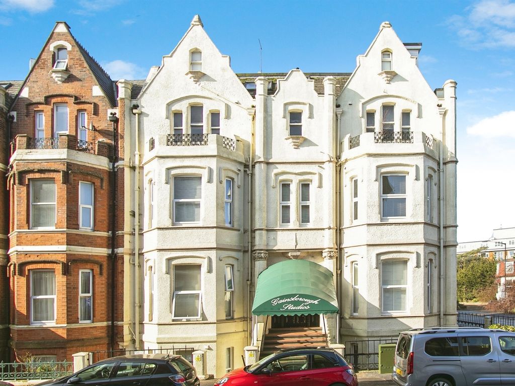 1 bed flat for sale in Durley Gardens, Bournemouth BH2, £125,000 Zoopla