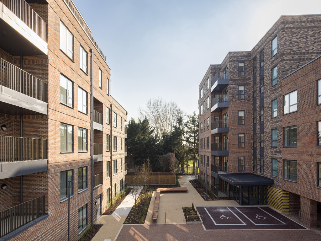 New home, 1 bed flat for sale in Bath Road, Hounslow TW4 Zoopla