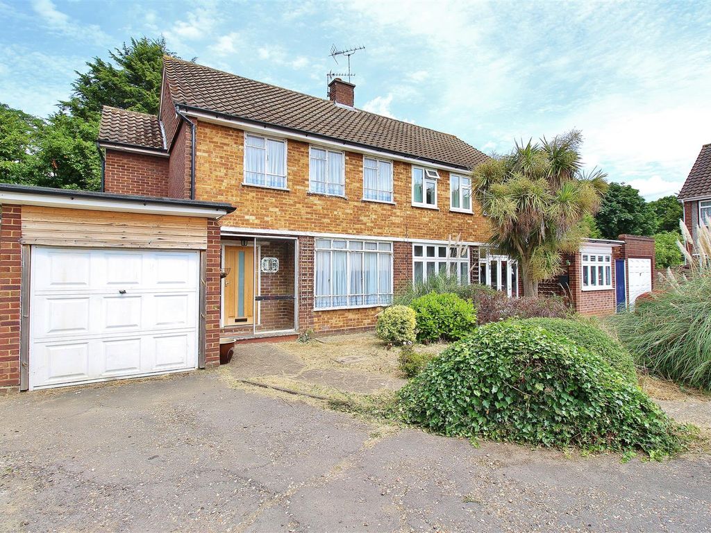3 bed semidetached house for sale in Lynton Close, Isleworth TW7 Zoopla