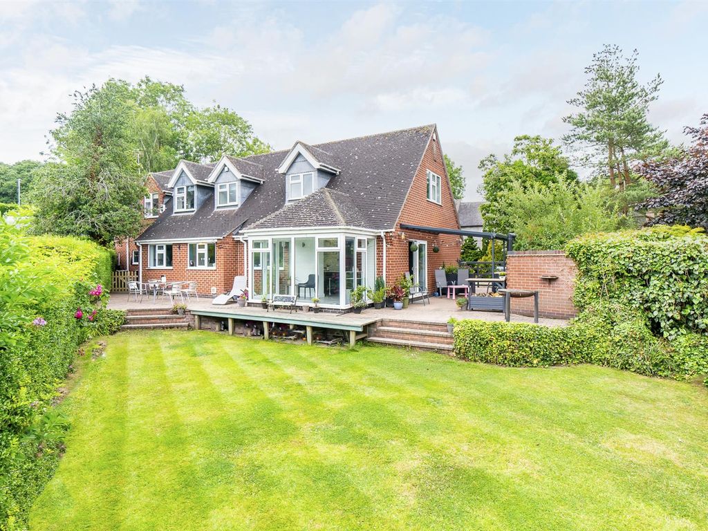 5 bed detached house for sale in Grace Dieu Road, Whitwick, Coalville