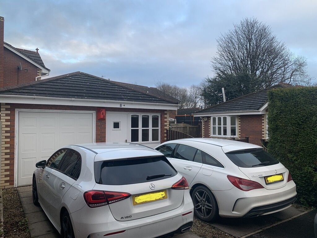 3 bed bungalow to rent in Prestwick Fold, Ossett WF5, £995 pcm Zoopla