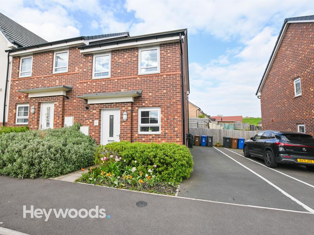 2 bed town house for sale in James Broomhall Place, Hanley, StokeOn