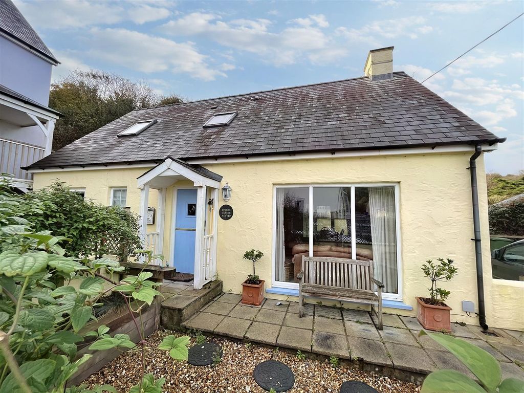 3 bed detached house for sale in Tresaith, Cardigan SA43, £399,000 Zoopla
