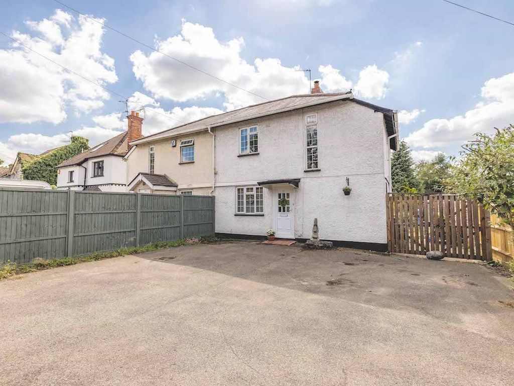 3 bed semidetached house for sale in Windsor Road, Maidenhead SL6 Zoopla