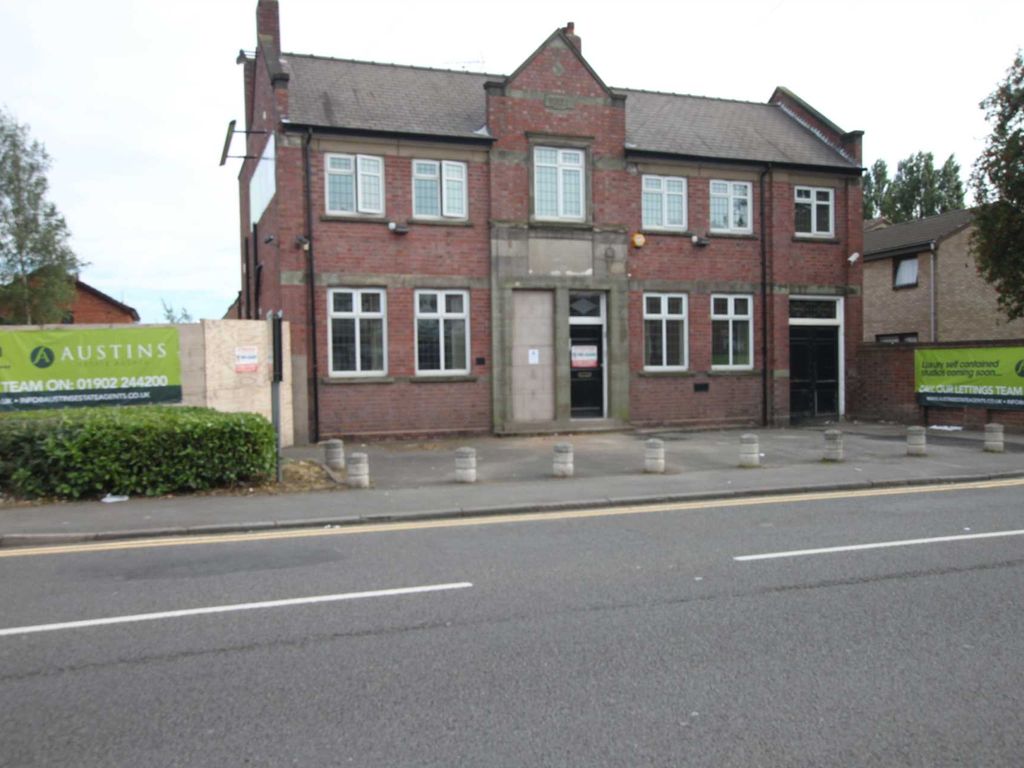 Studio to rent in Walsall Road, Wednesbury WS10, £475 pcm Zoopla