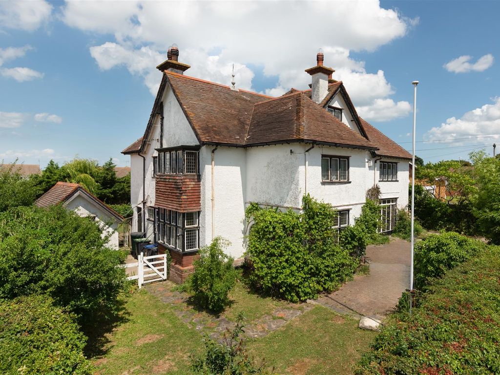 5 bed detached house for sale in Virginia Road, Whitstable CT5 Zoopla