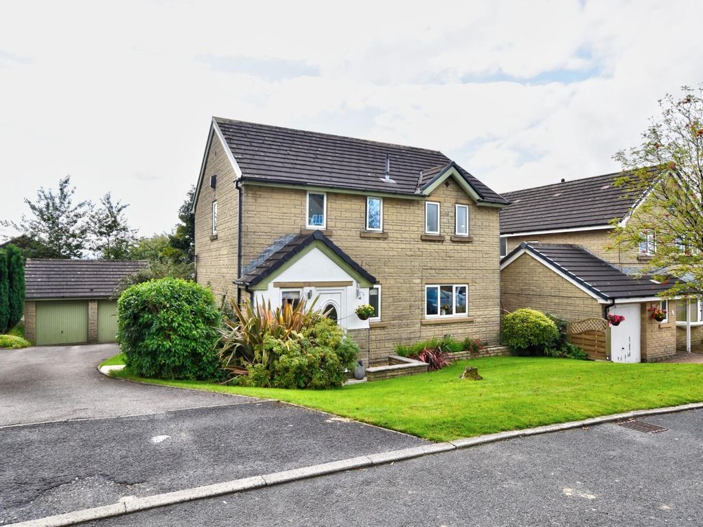 4 bed detached house for sale in Stoneyhurst Height, Brierfield, Nelson