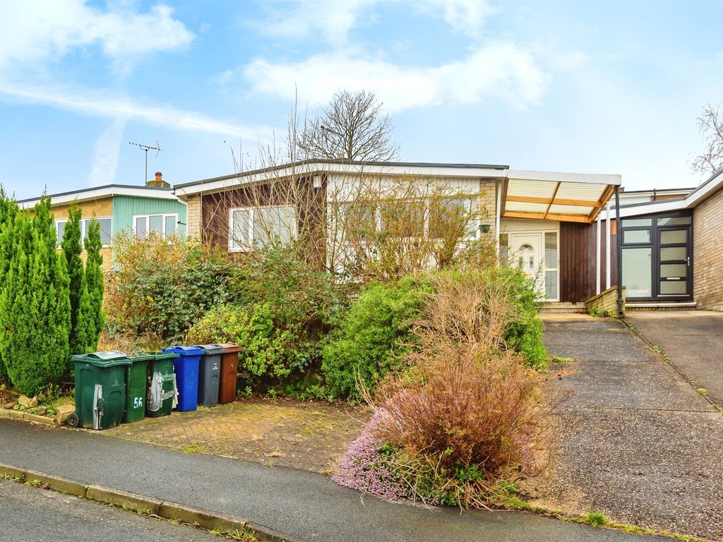 3 bed detached bungalow for sale in Limes Avenue, Staincross, Barnsley