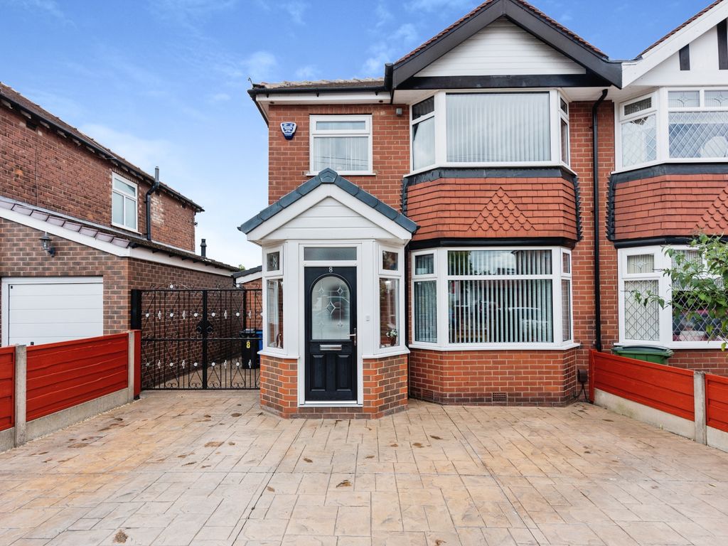 3 bed semidetached house for sale in Woodlands Drive, Offerton