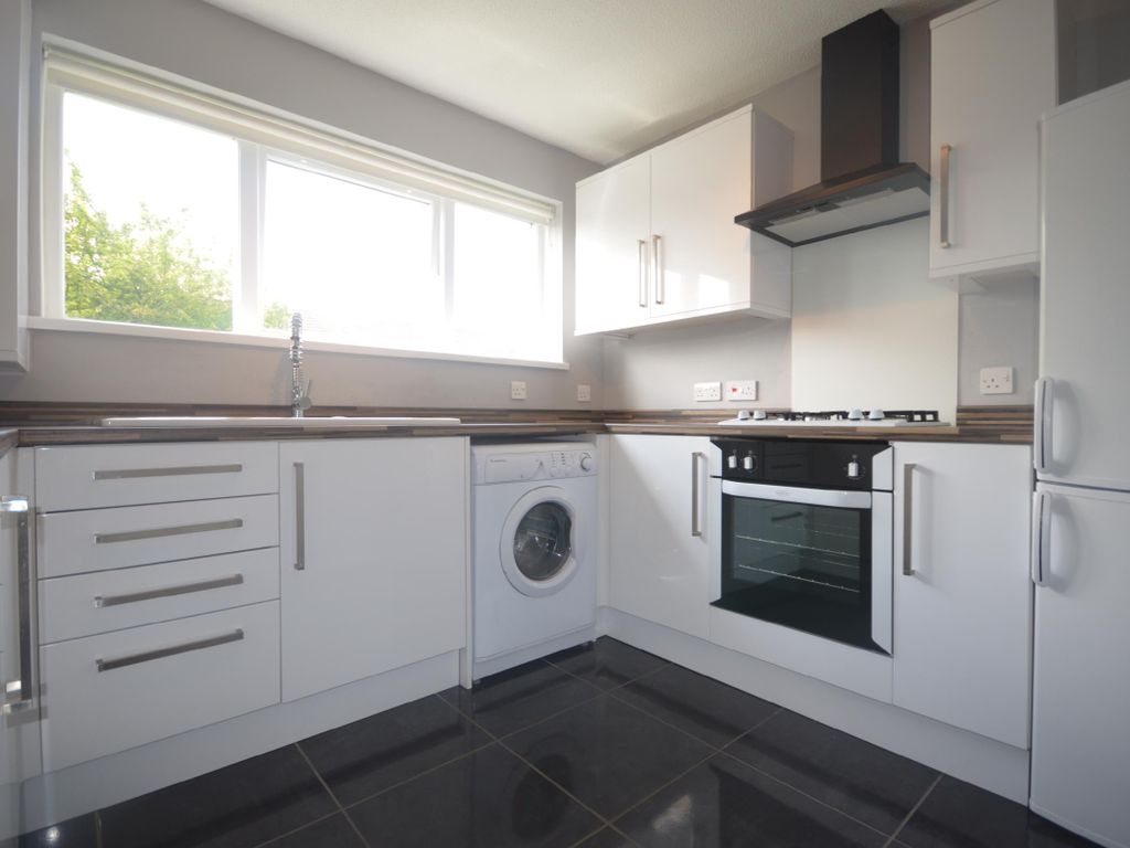 2 bed flat to rent in Drysdale Crescent, Brunswick Village NE13 Zoopla