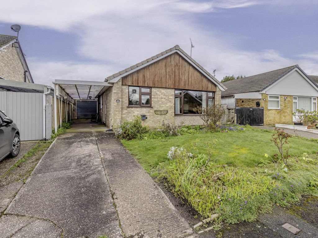 2 bed detached bungalow for sale in Goldhurst Drive, Tean ST10, £