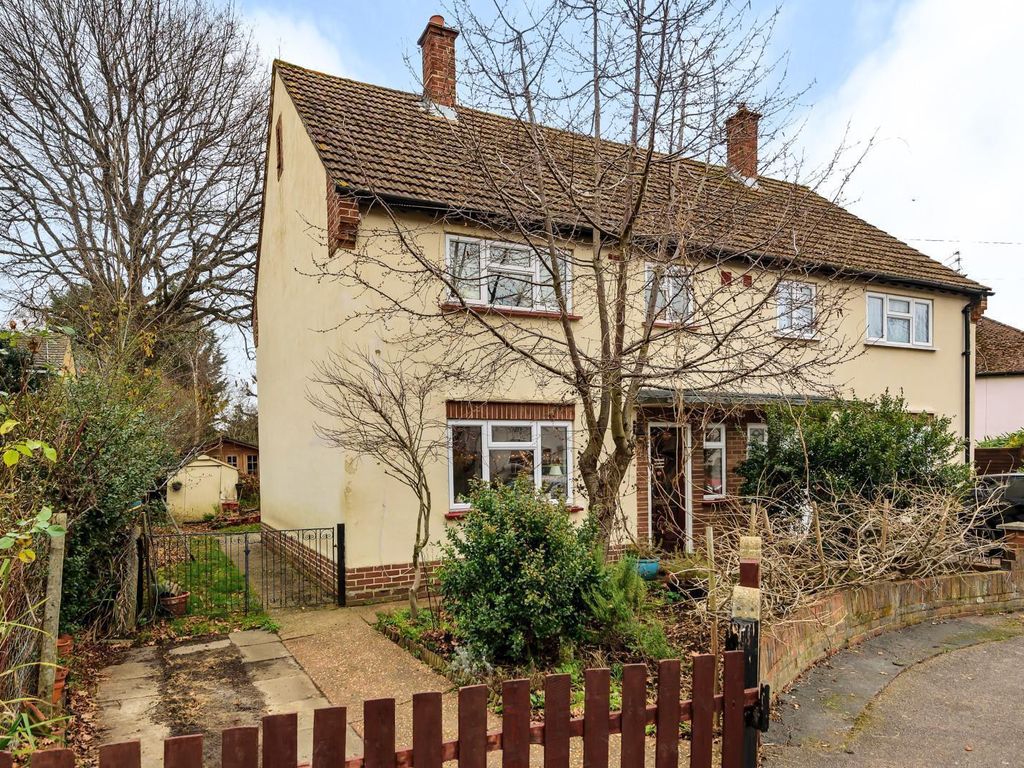3 bed semidetached house for sale in Well Close, Horsell GU21, £