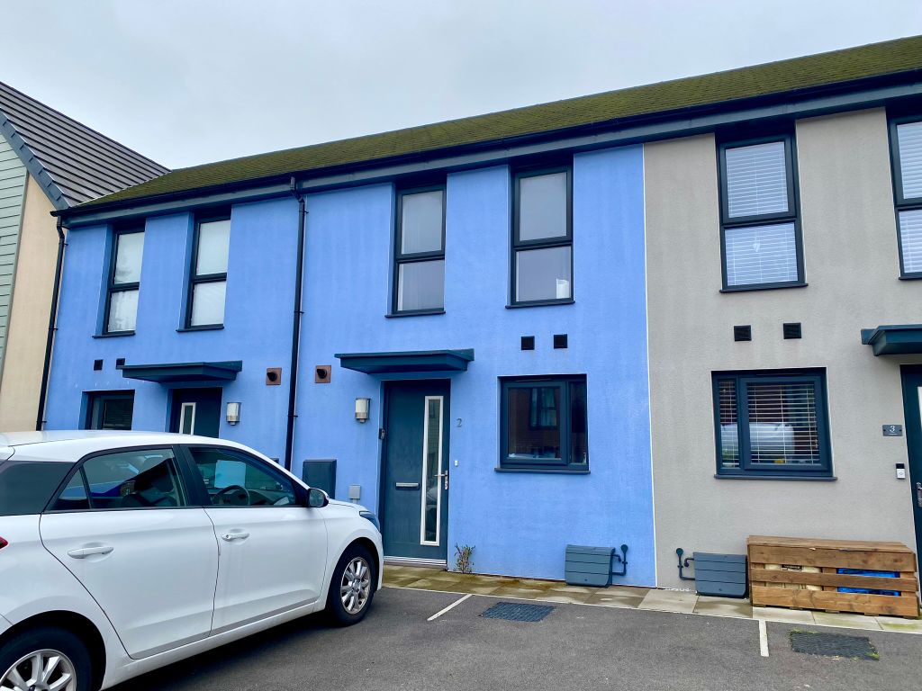 2 bed terraced house for sale in Heol Penygraig, Barry CF62, £225,000