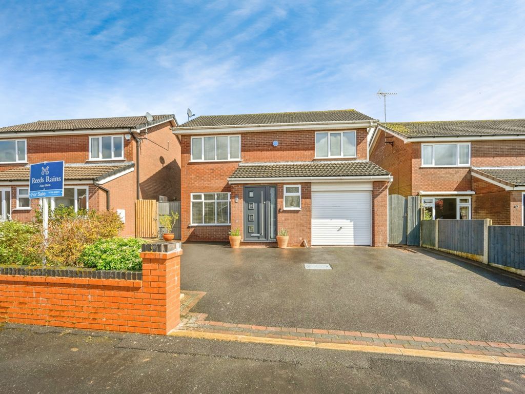 4 bed detached house for sale in Ford Drive, Yarnfield, Stone