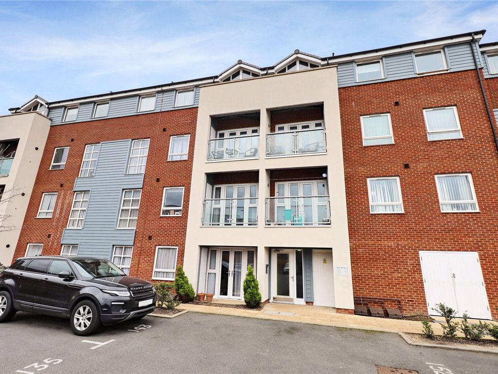2 bed flat for sale in Morris Drive, Belvedere DA17 Zoopla