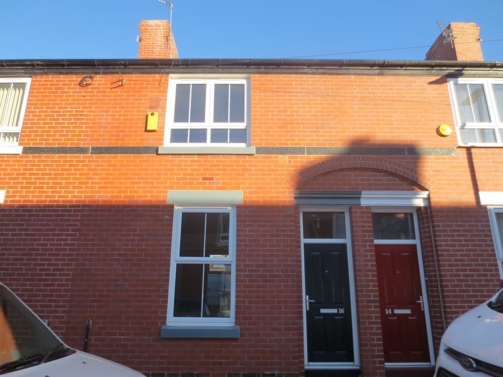 2 bed terraced house to rent in Ben Street, Clayton, Manchester M11