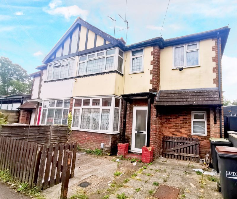3 bed semidetached house for sale in Chester Avenue, Leagrave, Luton LU4 Zoopla
