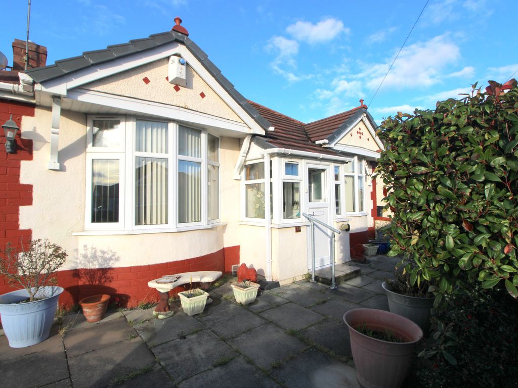 2 bed bungalow for sale in Bridgegate Road, Rhyl LL18, £150,000 Zoopla