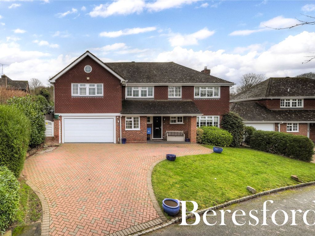 6 bed detached house for sale in Corona Road, Langdon Hills SS16, £