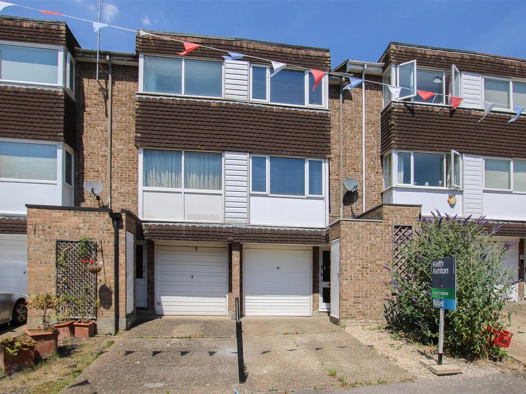 Regency Court, Brentwood CM14