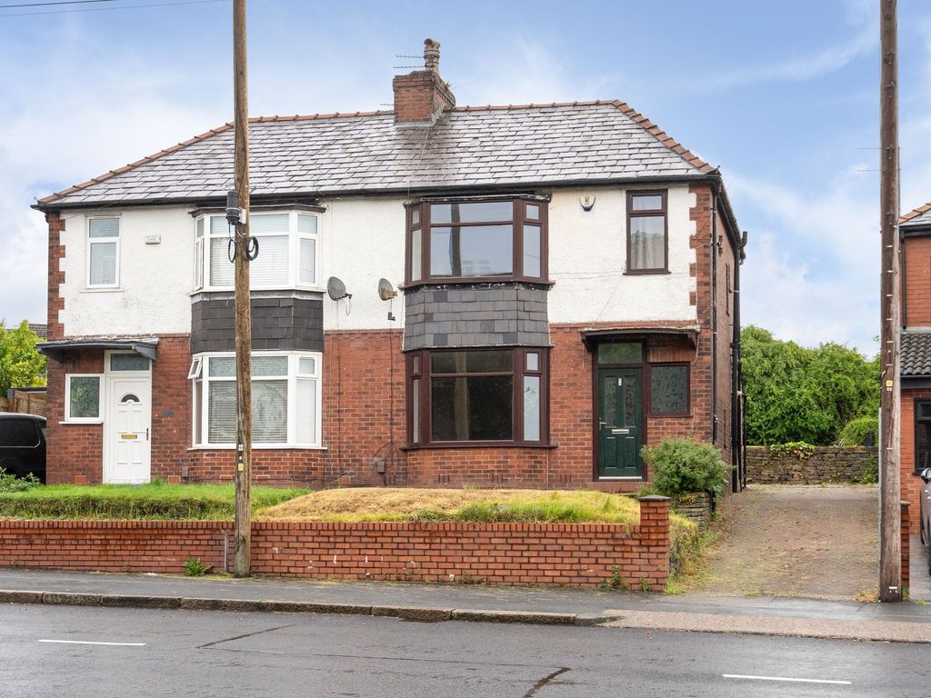 3 bed semidetached house for sale in Crompton Way, Bolton BL1, £