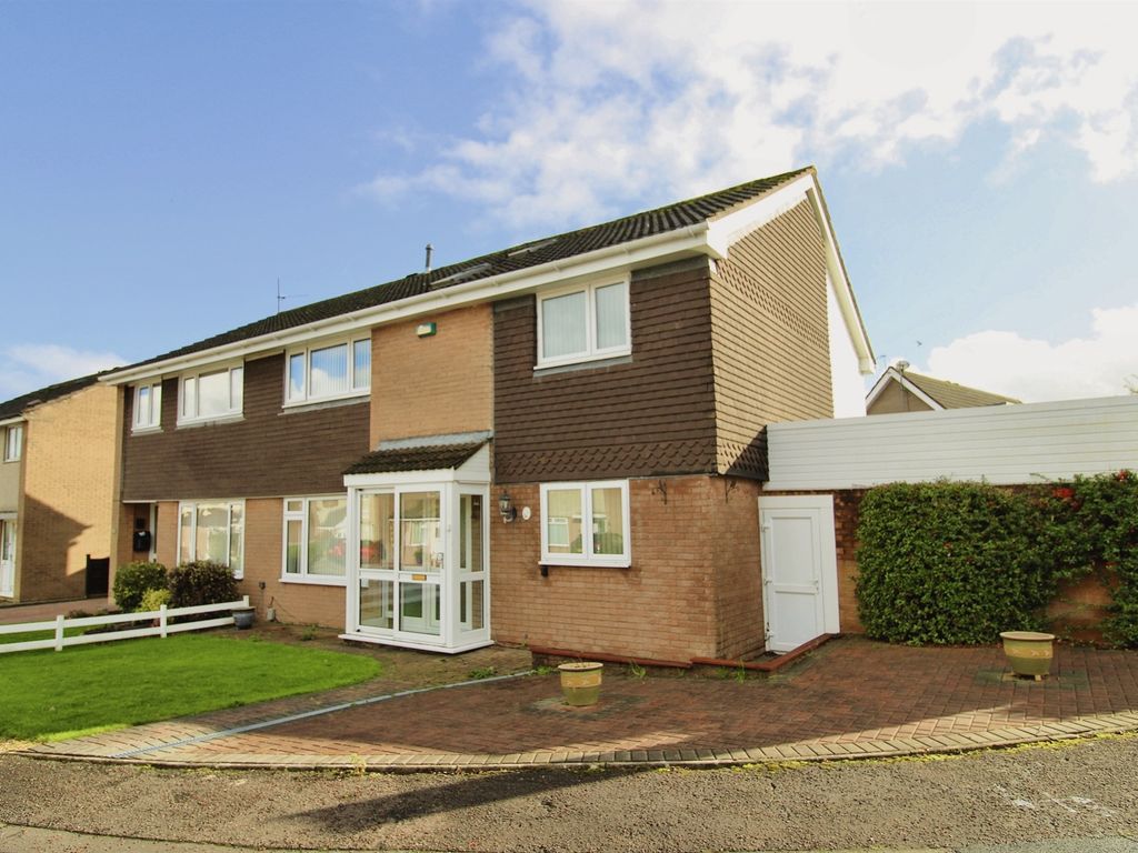 4 bed semidetached house for sale in Bruce Knight Close, Llandaff