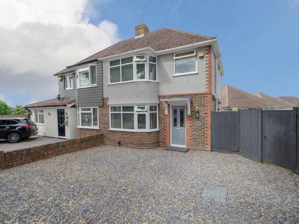 3 bed semidetached house for sale in Cleethorpes Road, Sholing