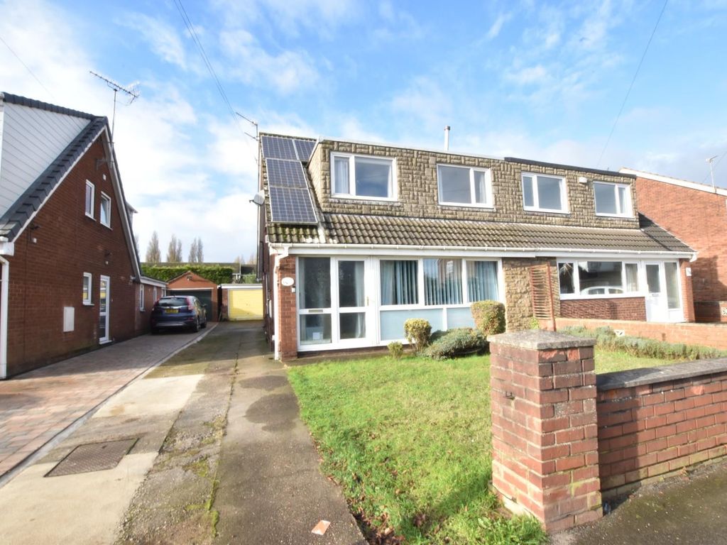 3 bed semidetached house for sale in Warwick Road, Scunthorpe DN16, £