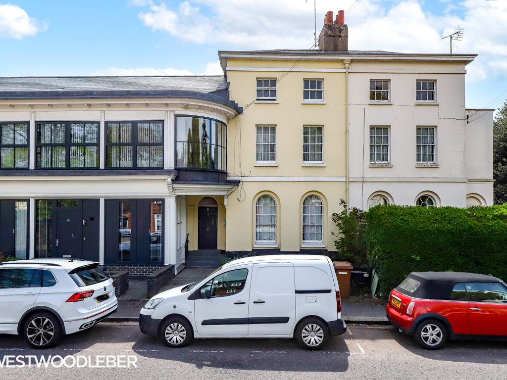 1 bed flat to rent in North Road, Hertford SG14, £1,100 pcm Zoopla