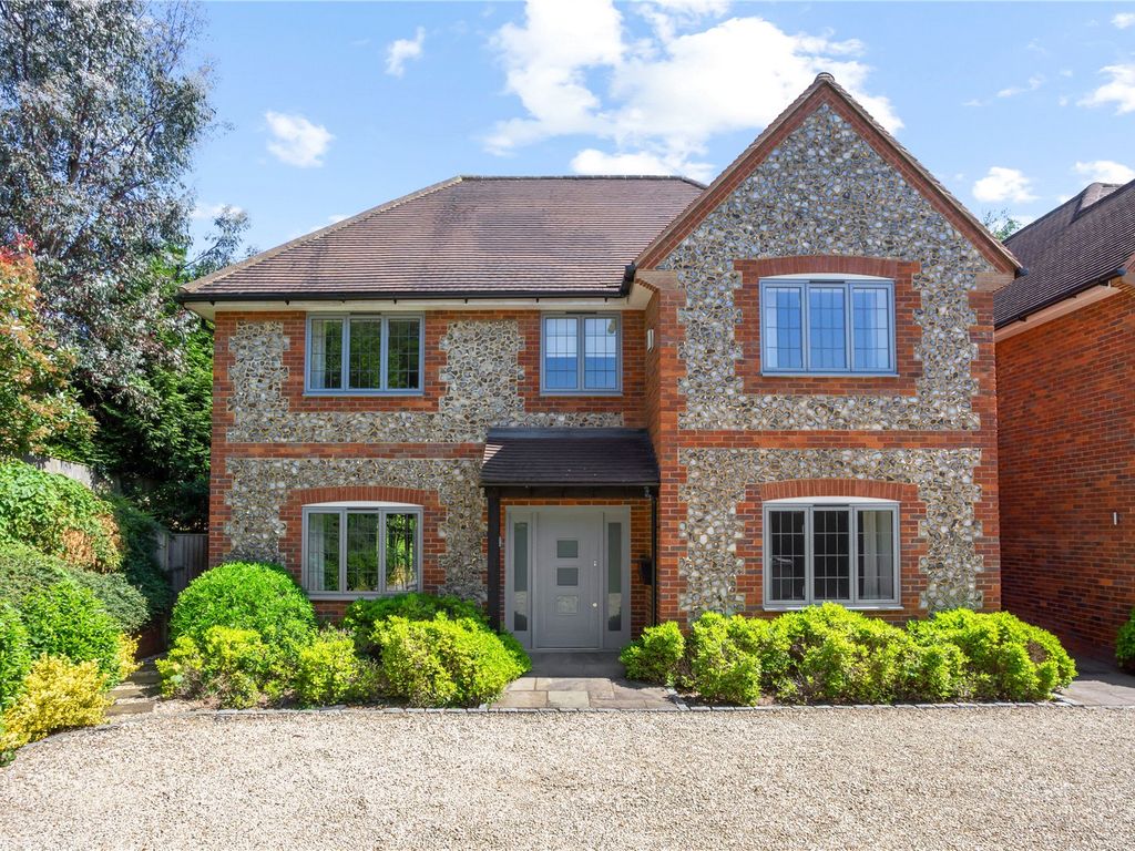 5 bed detached house for sale in West Street, Marlow, Buckinghamshire