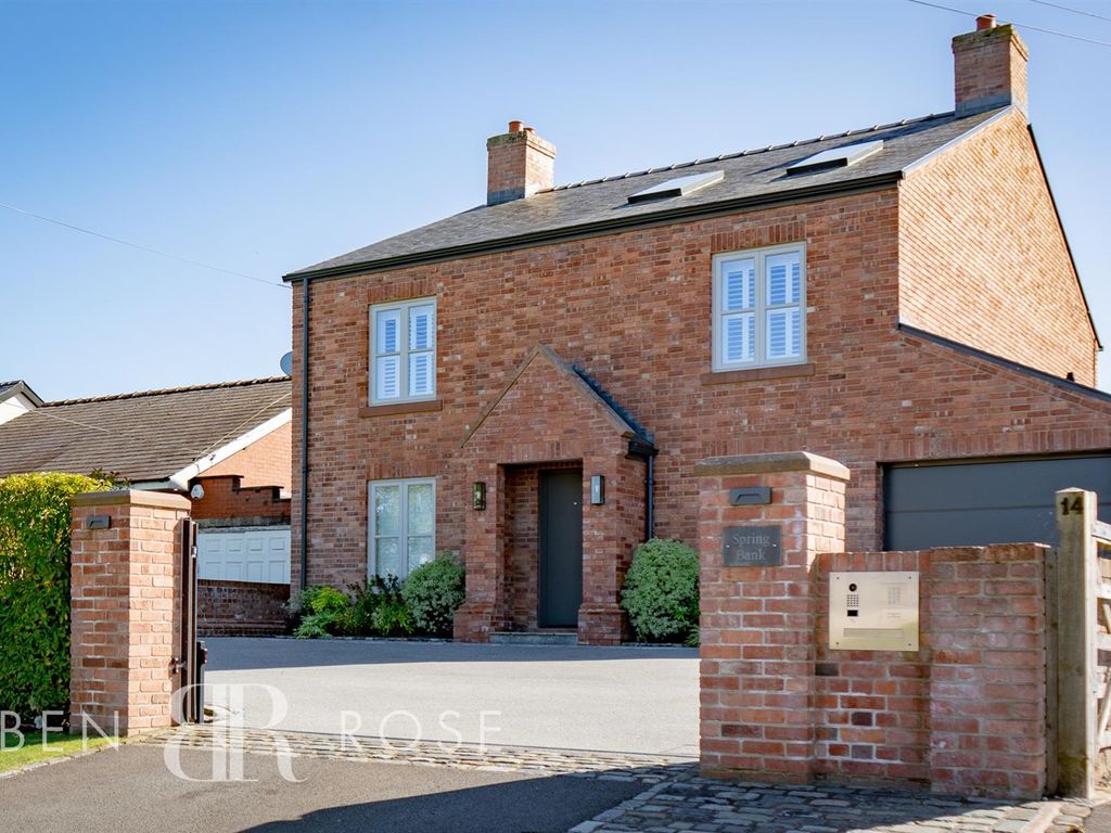 3 bed detached house for sale in Bett Lane, Wheelton, Chorley PR6, £