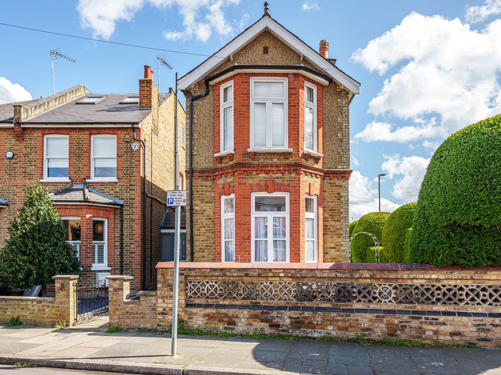 2 bed flat for sale in Dinton Road, Kingston Upon Thames KT2 Zoopla