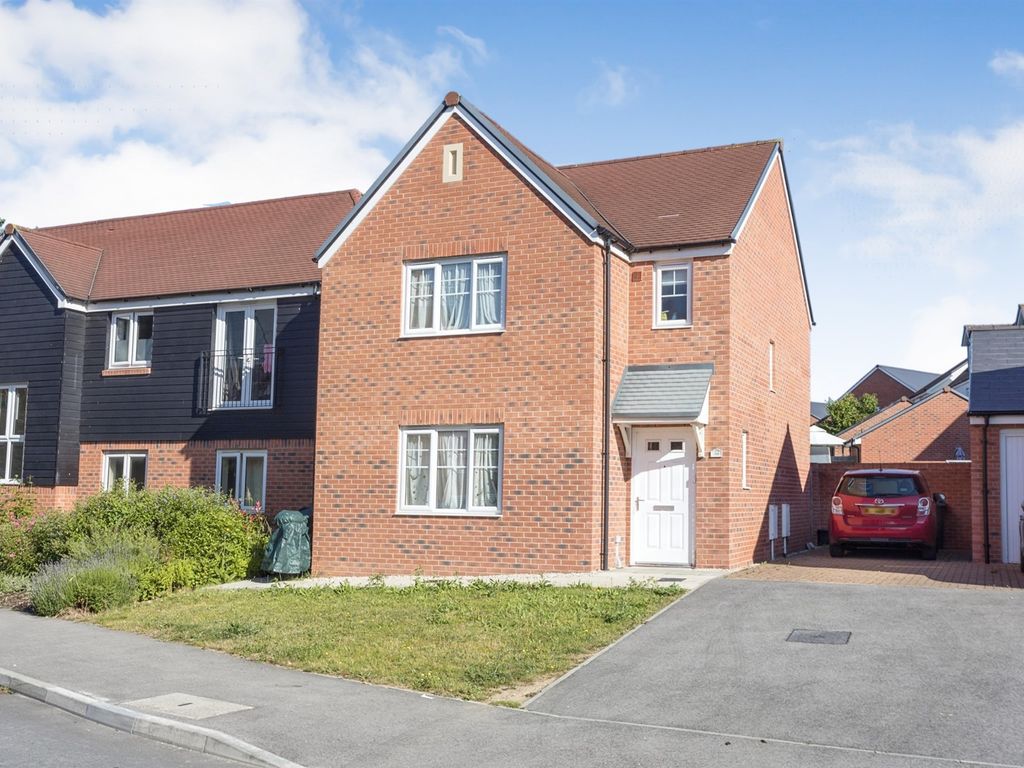 3 bed detached house for sale in Princess Way, Amesbury, Salisbury SP4