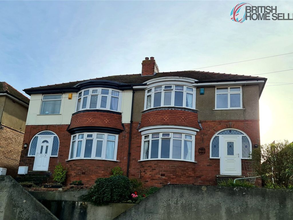 3 bed semidetached house for sale in Mount Park Avenue, Scarborough