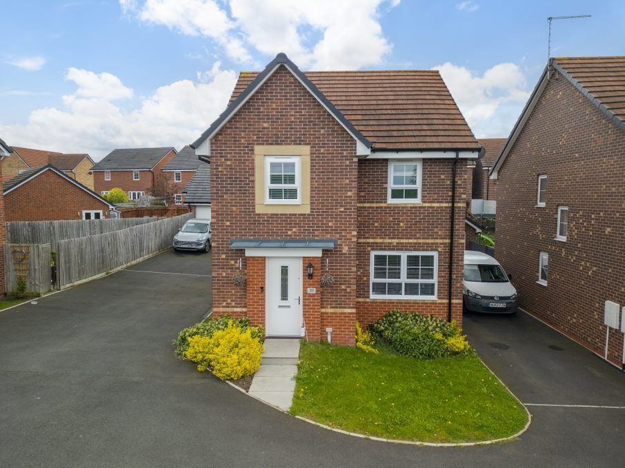 4 bed detached house for sale in Brine Well Crescent, Stoke Prior
